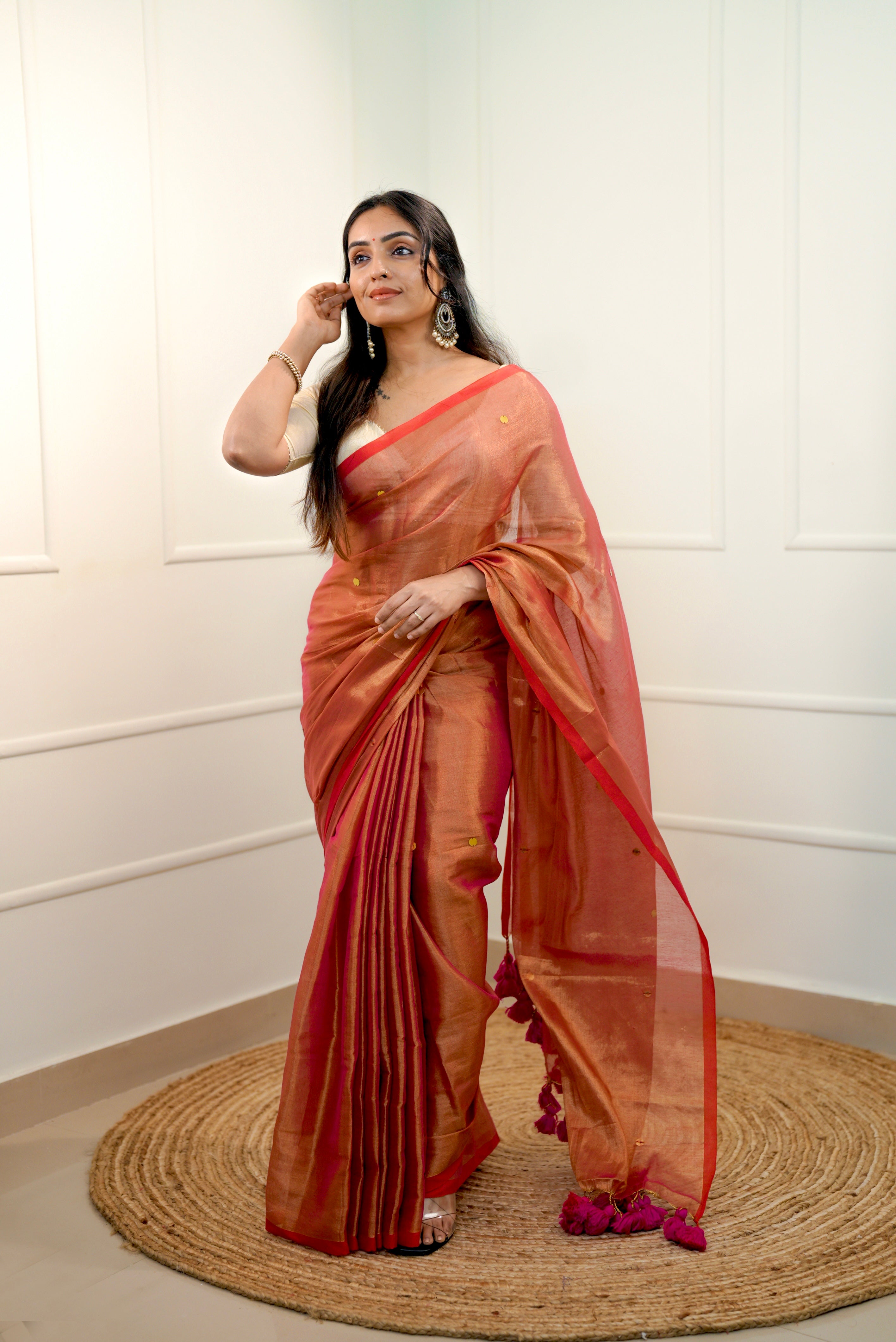 Metallic Mohini – Handloom Tissue Saree