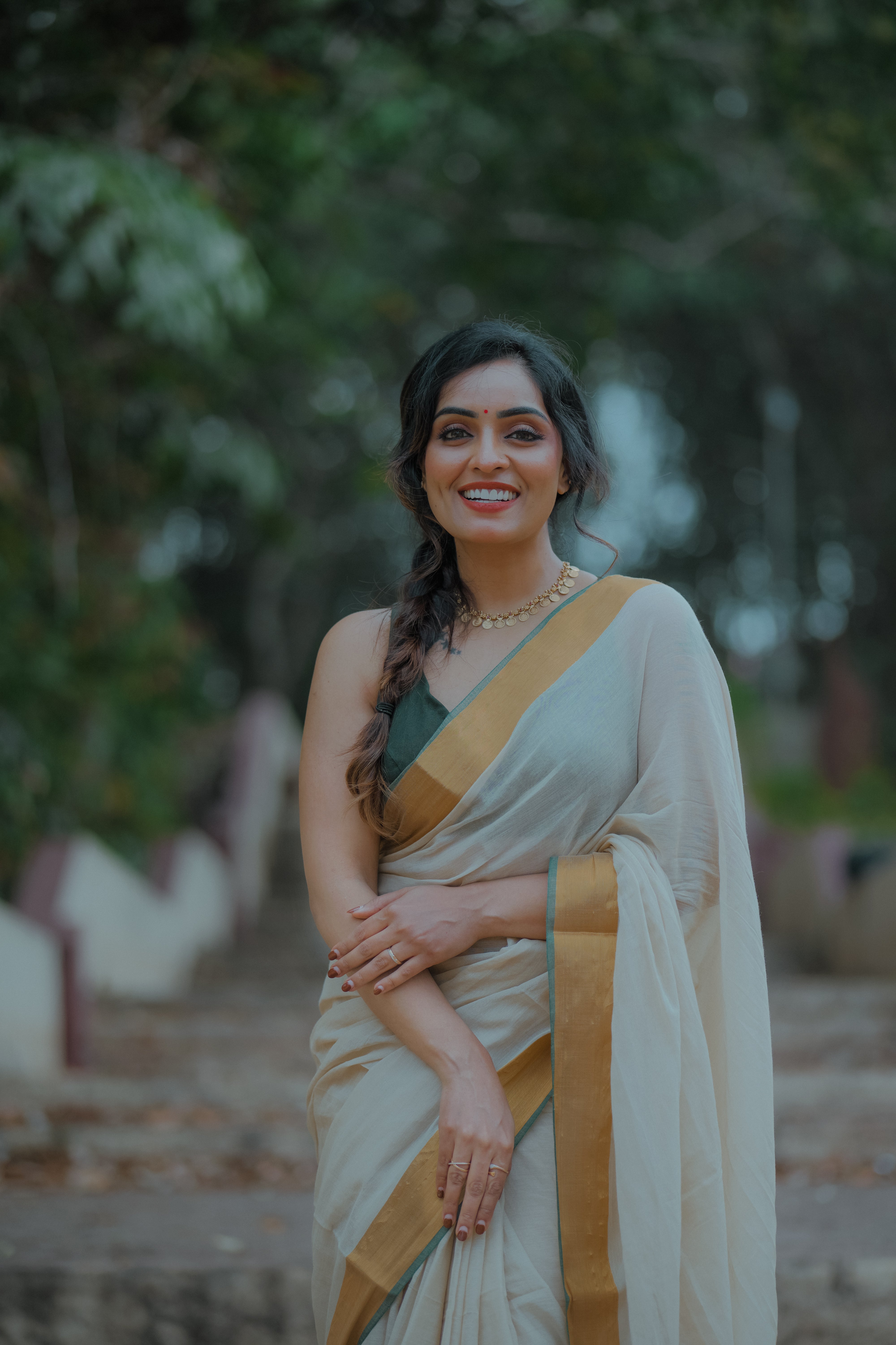 Green Border Handloom Mul Mul Cotton Off-White Kasavu Saree