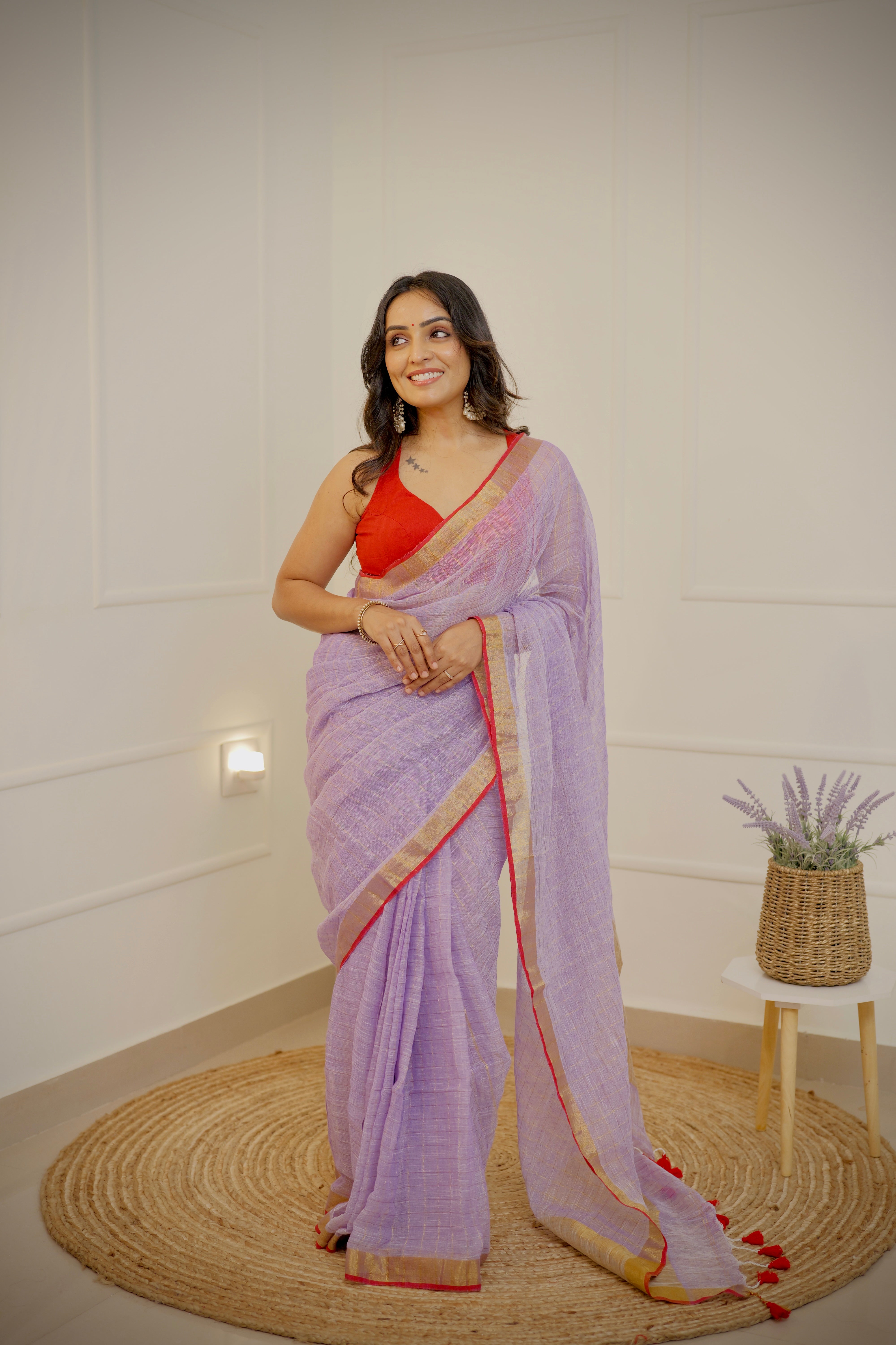 Linen Checks Saree – Lavender with Gold Zari Border