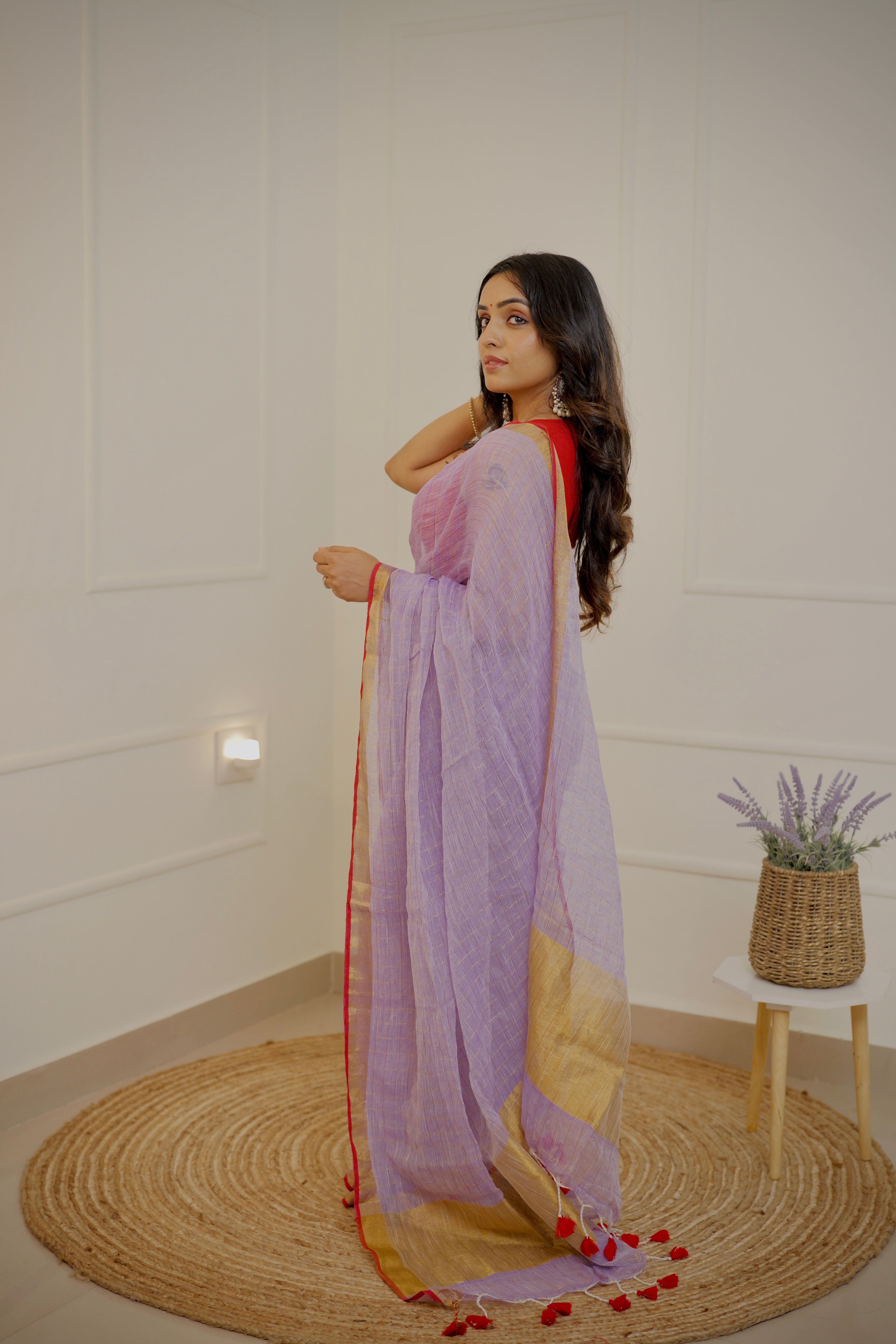 Linen Checks Saree – Lavender with Gold Zari Border