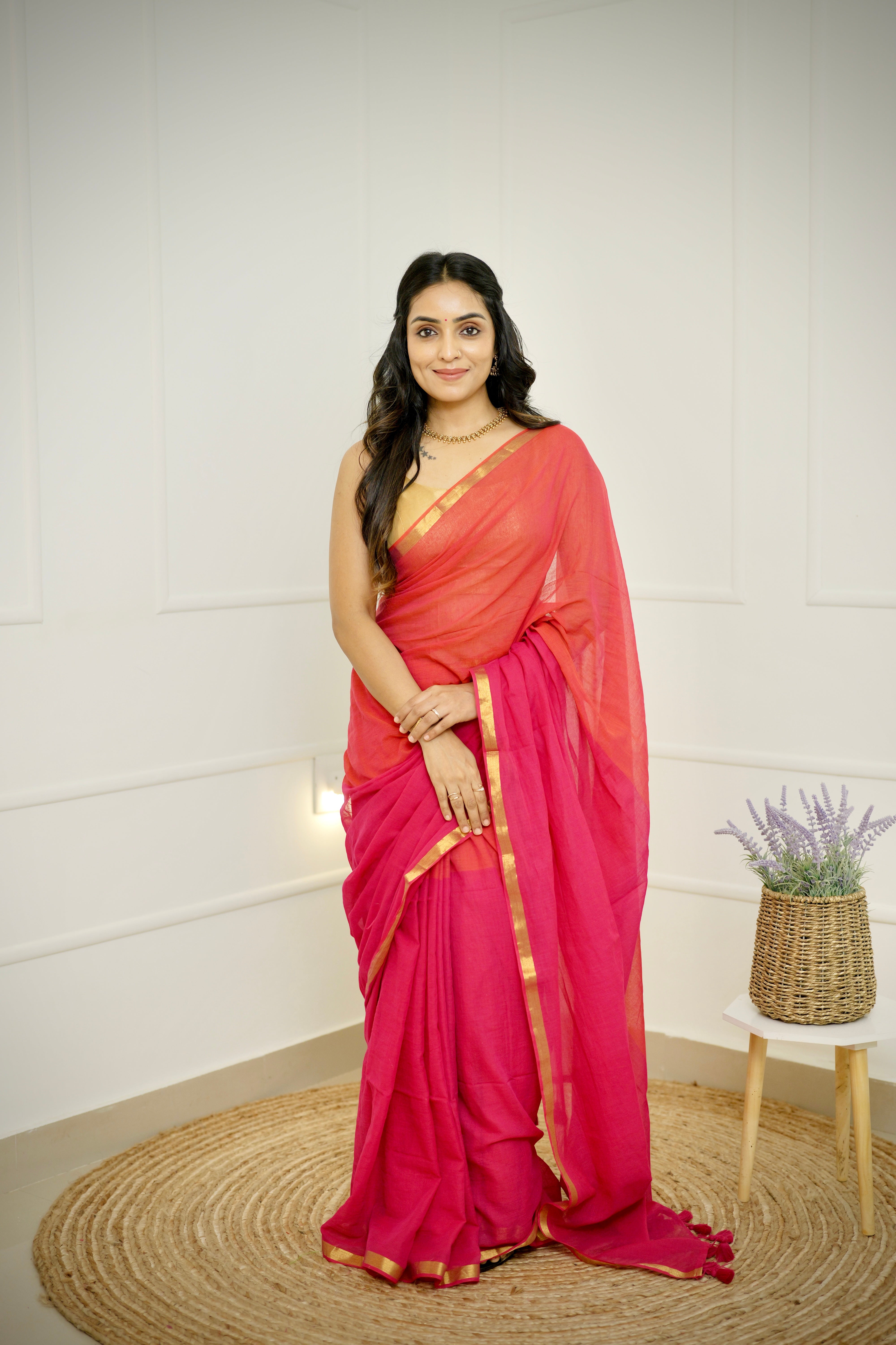 Naayika Sundari - Golden Zari Handloom Mul Cotton Saree