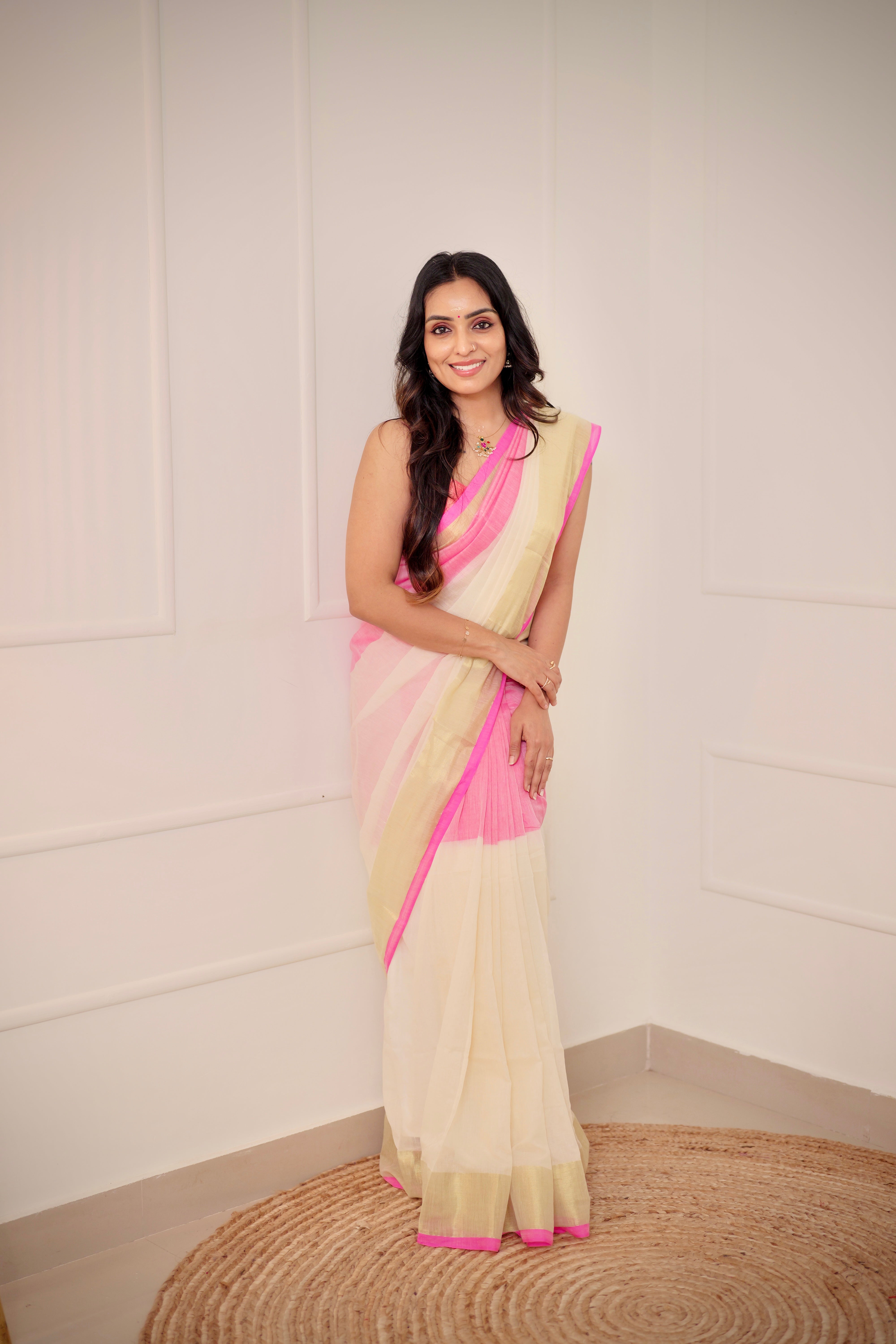 Pink & White Mul Mul Cotton Kasavu Saree