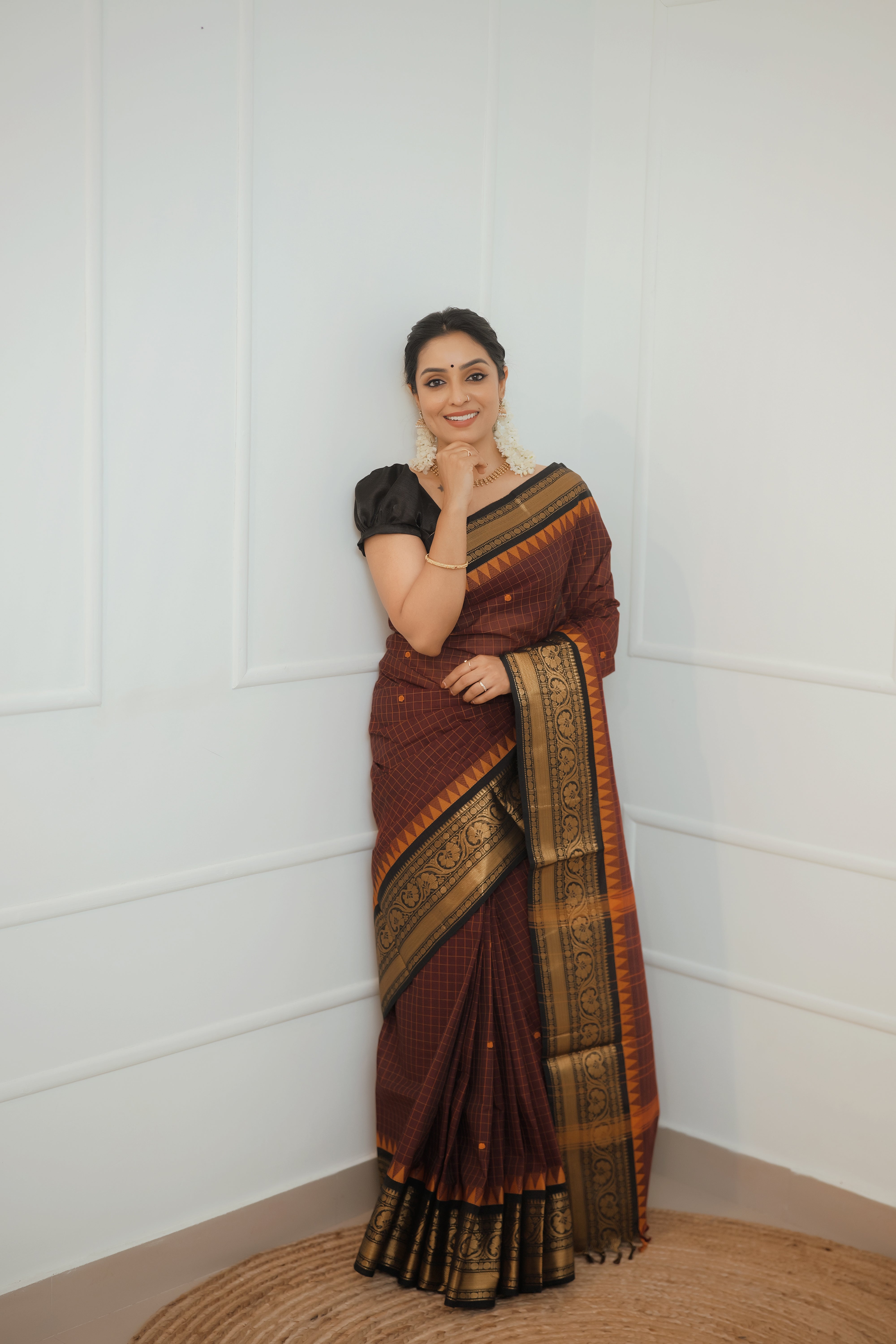 Madhavi – Maroon Chettinad Cotton Saree Antique Zari Border