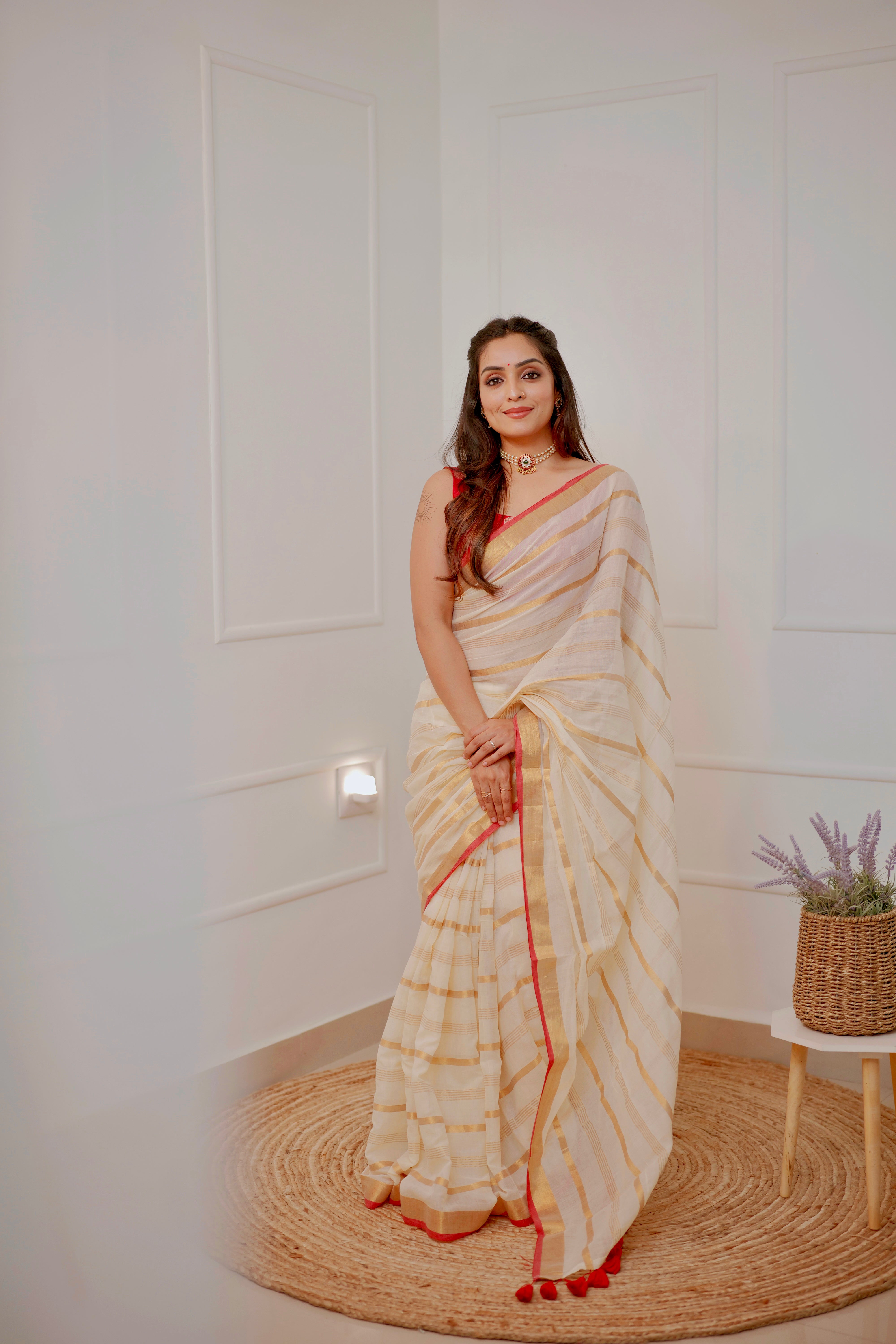 Ponrekha – Soft Mul Cotton Saree