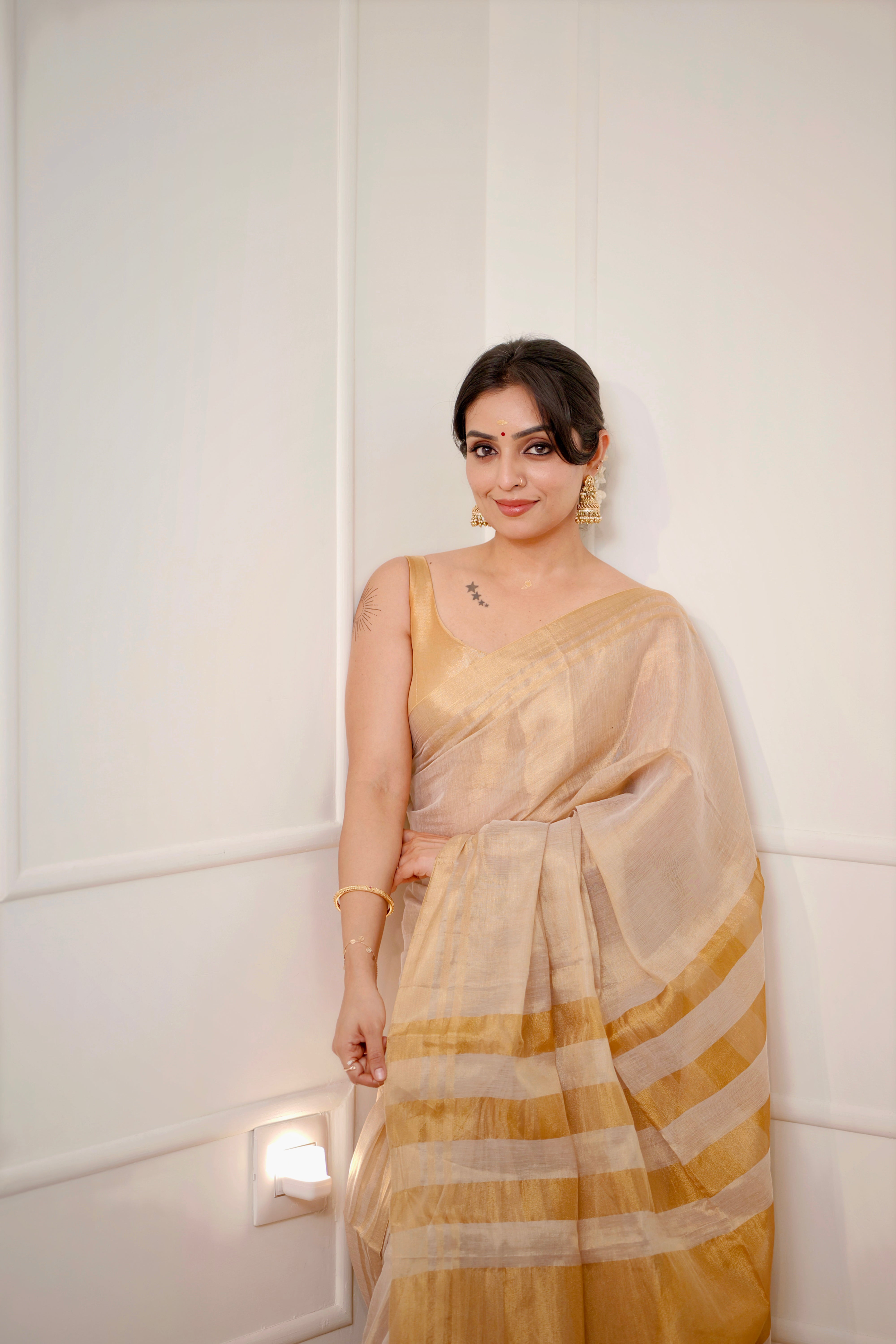 Ponmani – Tissue Saree